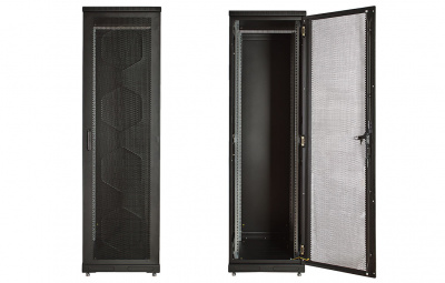 Шкаф телекоммуникационный напольный 19",18U(600x800), ШТ-НП-М-18U-600-800-П-Ч, передняя дверь перфорация, черный ССД