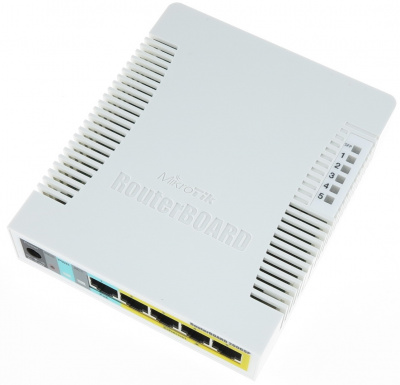 Mikrotik RB260GSP (CSS106-1G-4P-1S)