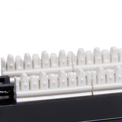 Патч-панель 19", 1U, 24 порта, CAT5е